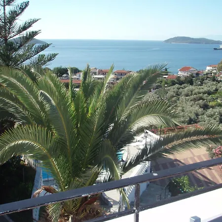 Apartment Fengeros Village Megali Ammos (Skiathos)