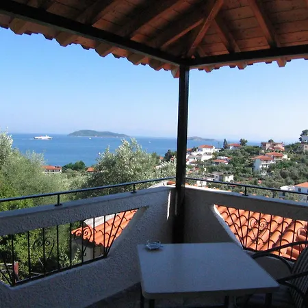 Apartment Fengeros Village