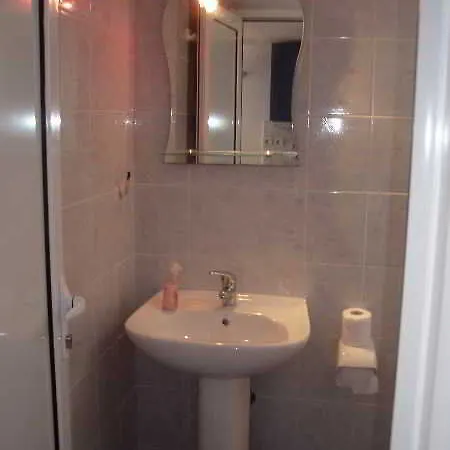 Fengeros Village * Megali Ammos (Skiathos)