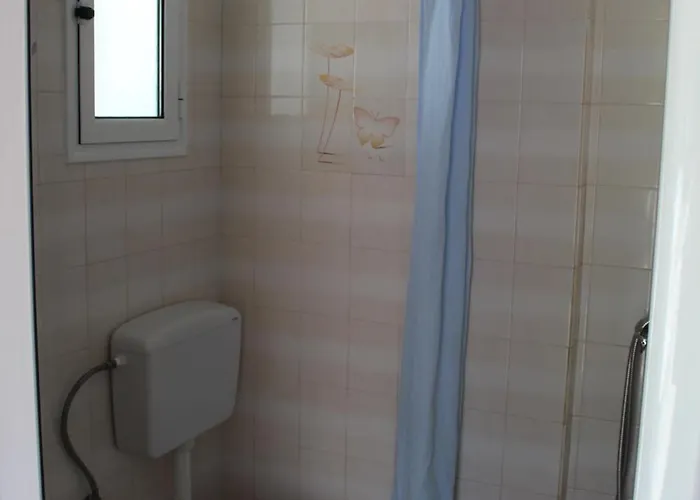 Fengeros Village * Megali Ammos (Skiathos)