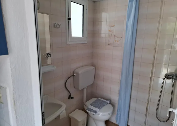 Fengeros Village Apartment