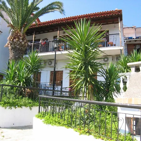 Fengeros Village Megali Ammos (Skiathos)