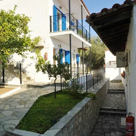 Fengeros Village Megali Ammos (Skiathos)